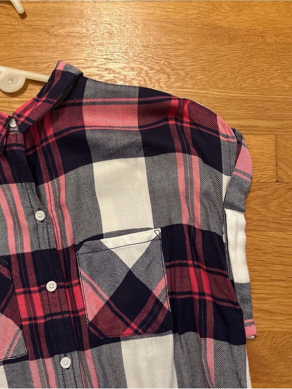 Button down - Picture 2 of 2